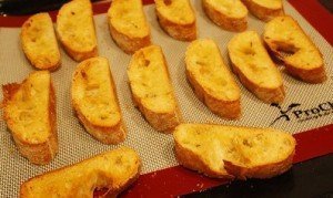 Gegrild bruschetta brood it de oven