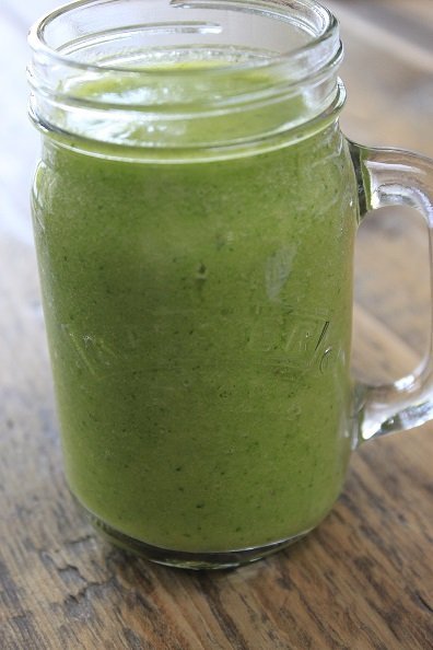 Groene smoothie met kokoswater recept foodblog Foodinista