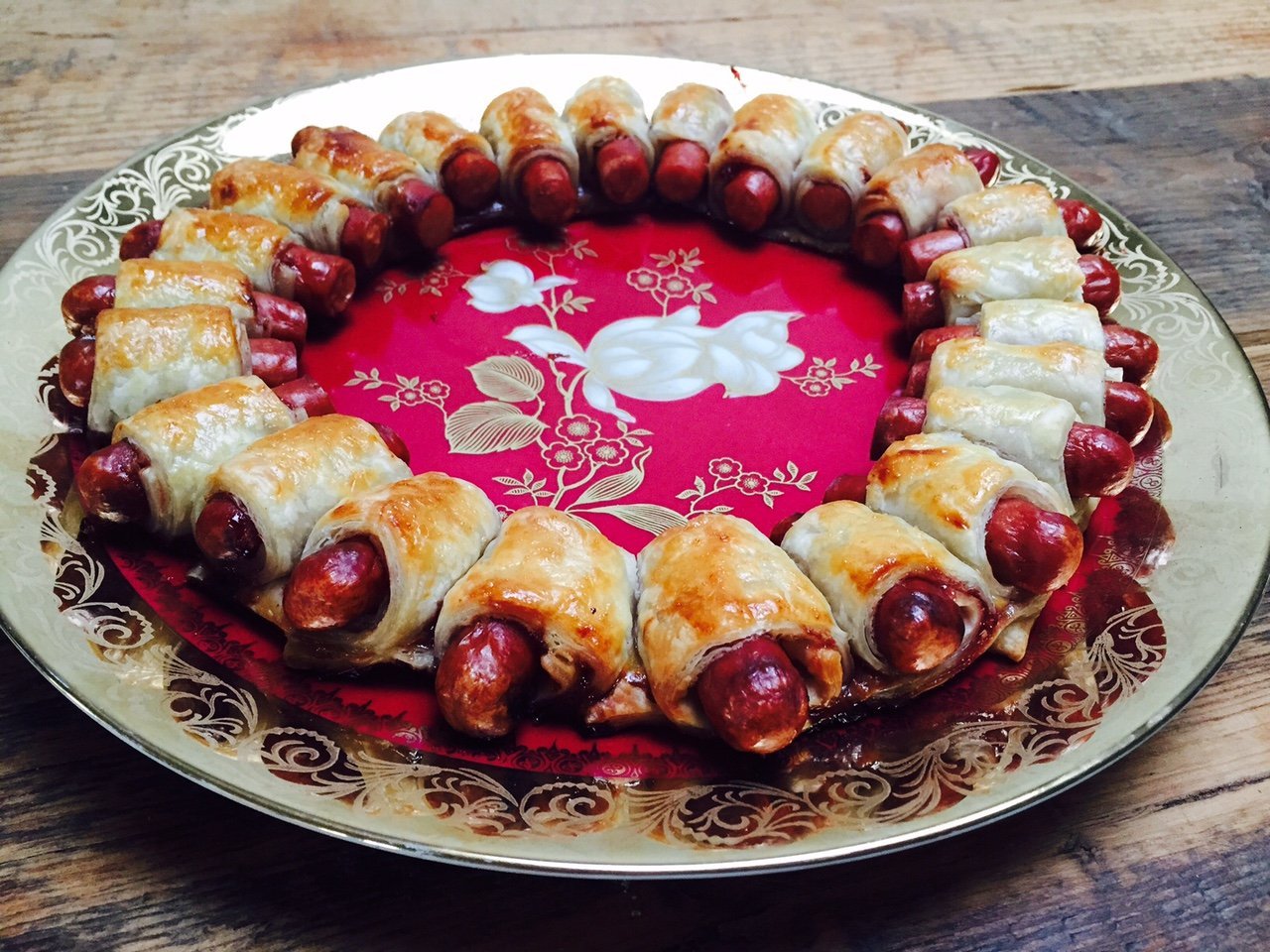 Hotdog kerstkrans recept receptblog Foodinista kidsfood partyfood
