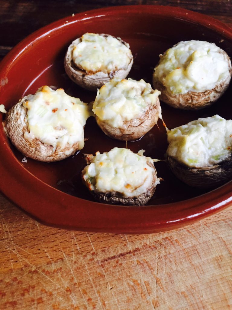 Gevulde champignons met kruidenroomkaas recept van foodblog Foodinista