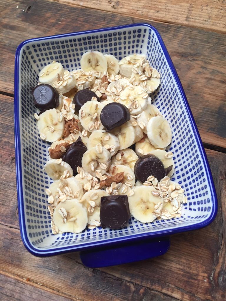 Ontbijt met banaan en chocolade van Hands off my chocolate recept en winactie foodblog Foodinista