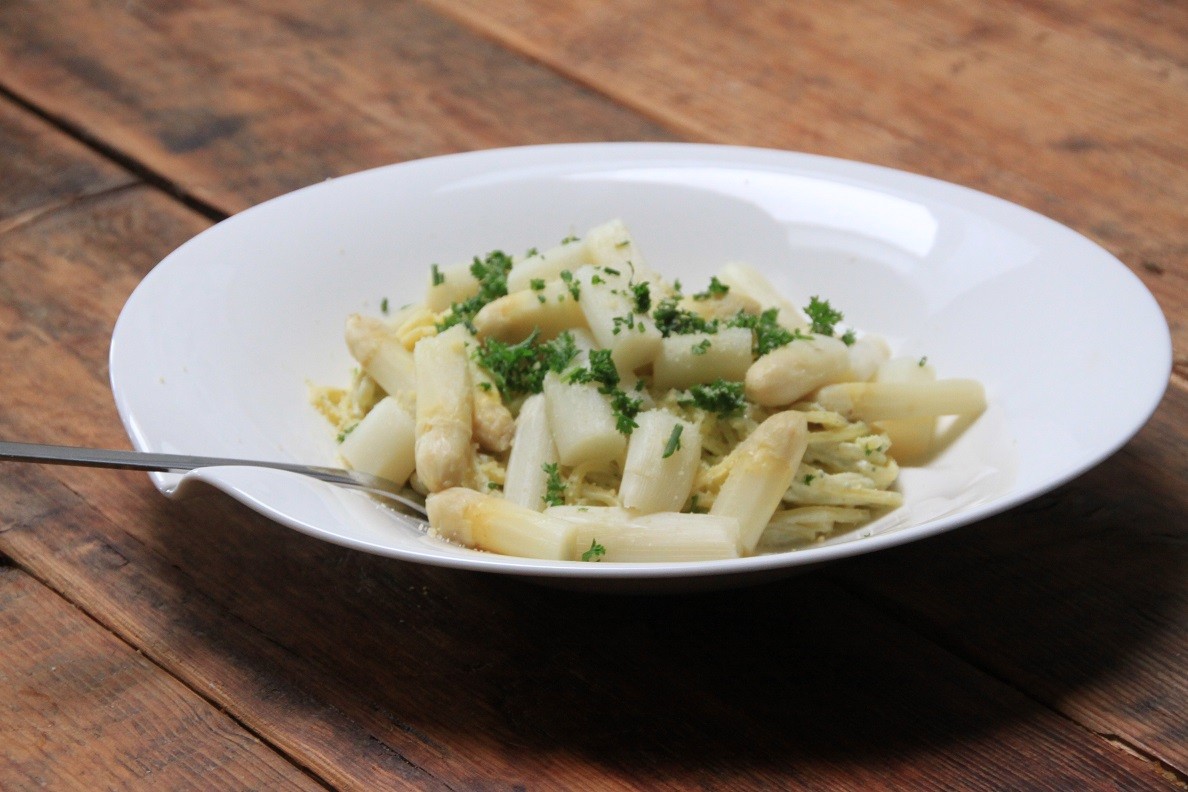 Recept voor spaghetti met asperges en geitenkaas foodblog Foodinista