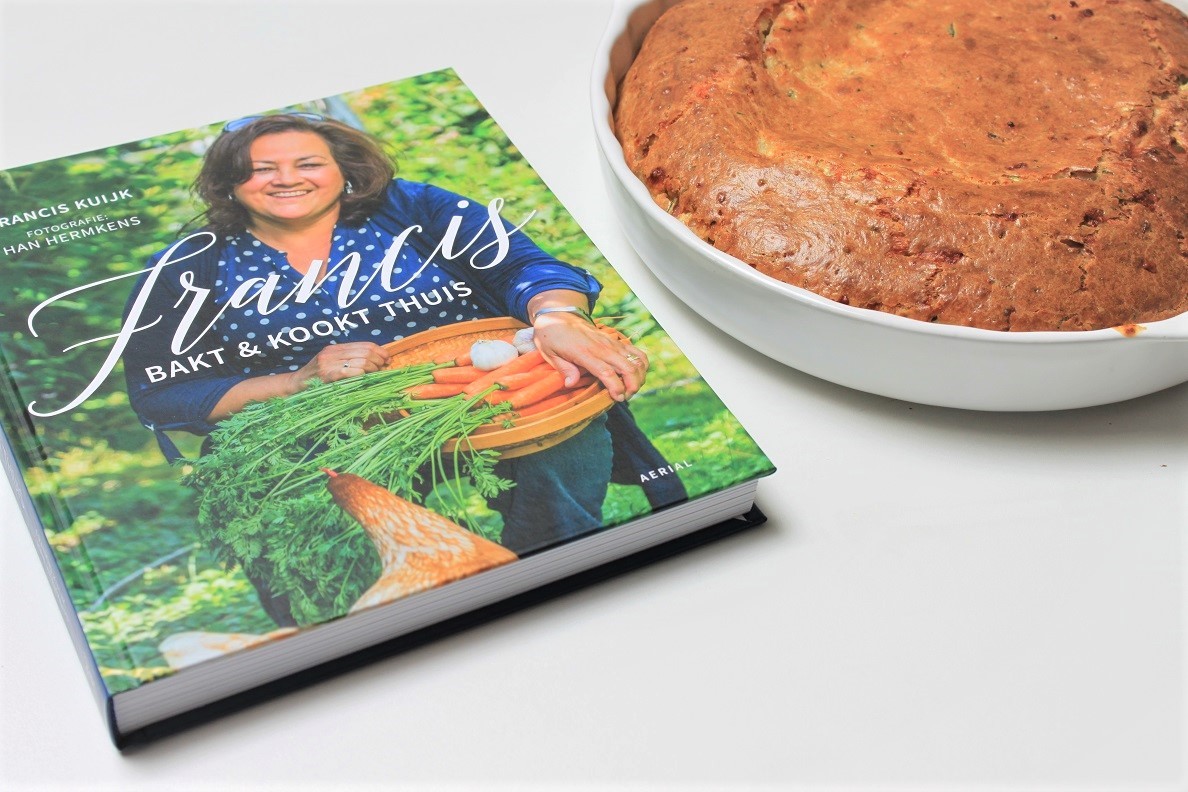 Courgette plaatcake van Francis Kuijk Heel holland Bakt Receptenblog Foodinista