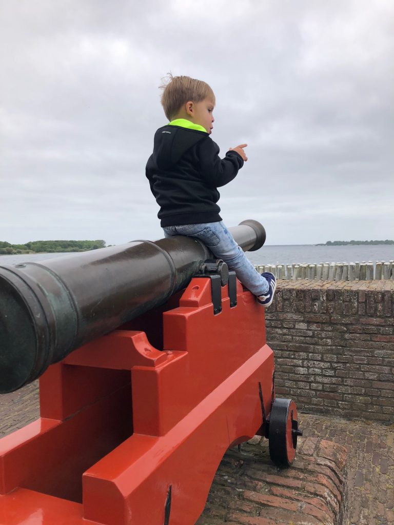 Kanonnen bij Veere tips in Zeeland reizen met kinderen