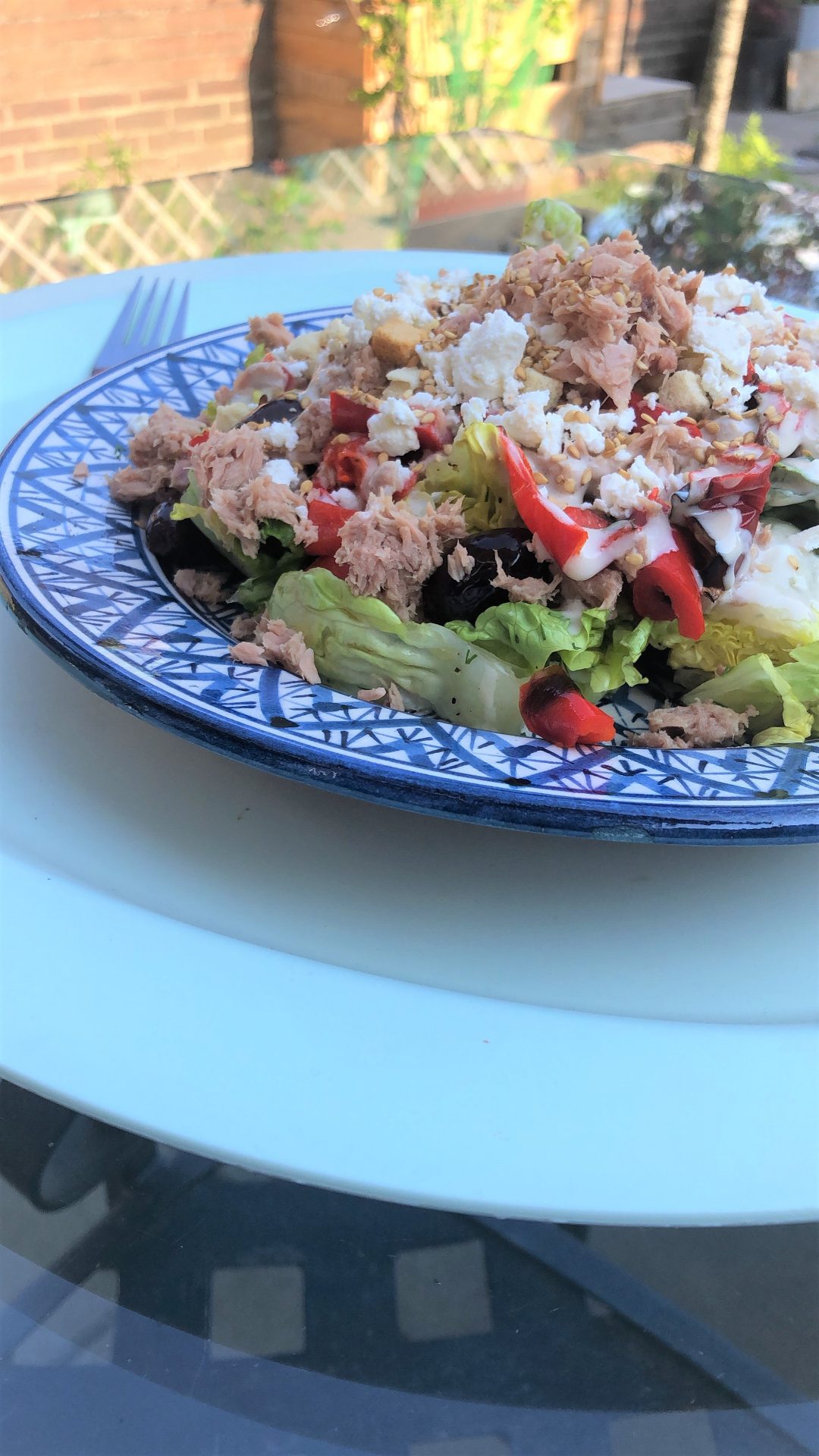 Griekse salade met tonijn recept van Foodblog Foodinista