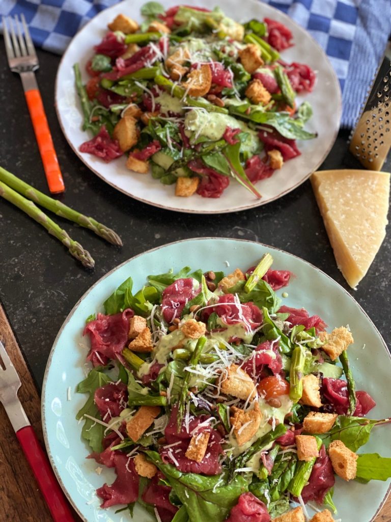 Salade met Carpaccio maken - Carapaccio recept van Foodblog Foodinista