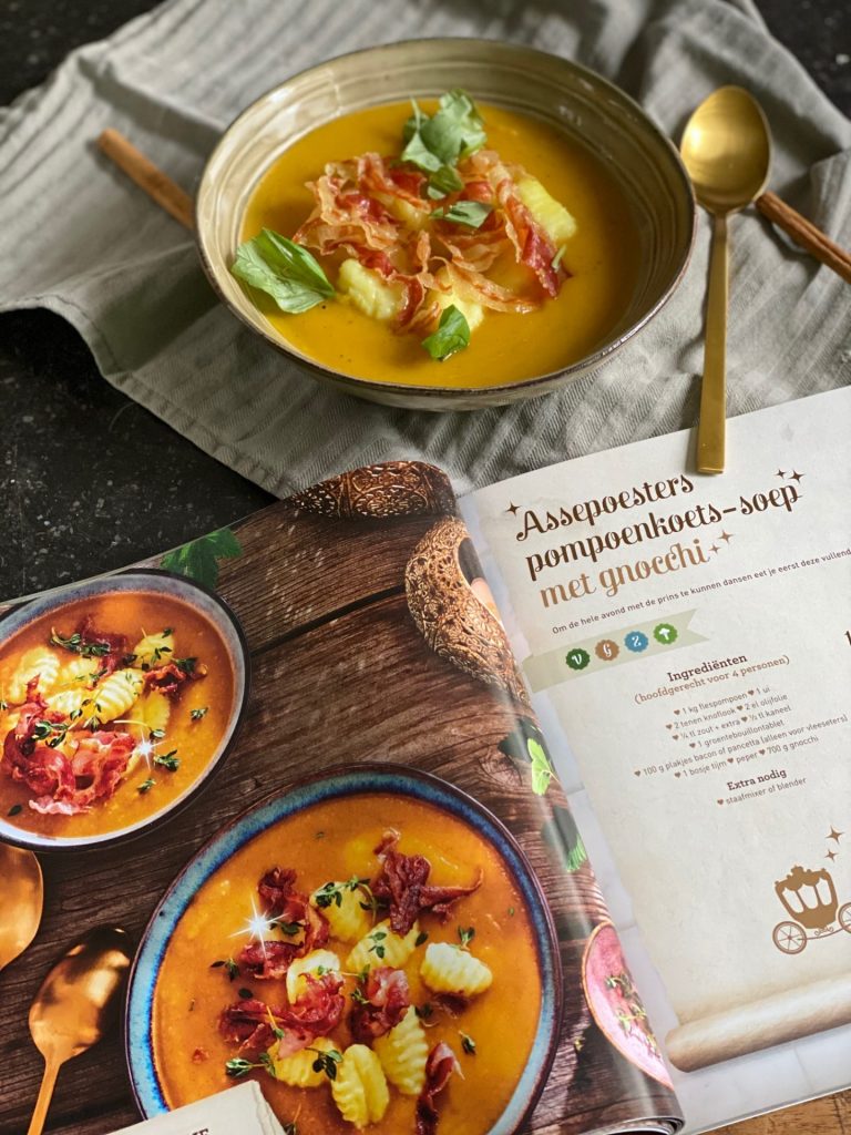 Efteling Kookboek Recept -Pompoensoep met Gnocchi en Pancetta -  Tips van Foodblog Foodinista