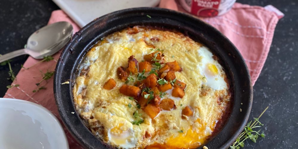 Herfst Shakshuka met pompoen en Food Fellows EASY Tomato Base recept van Foodblog Foodinista