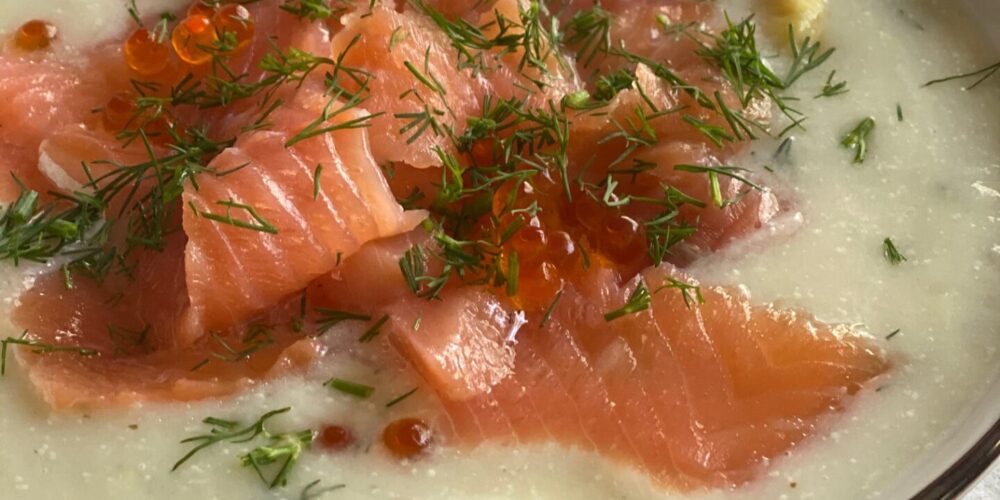 Asperge roomsoep met gravad lax - Zelf aspergesoep maken - Foodblog Foodinista