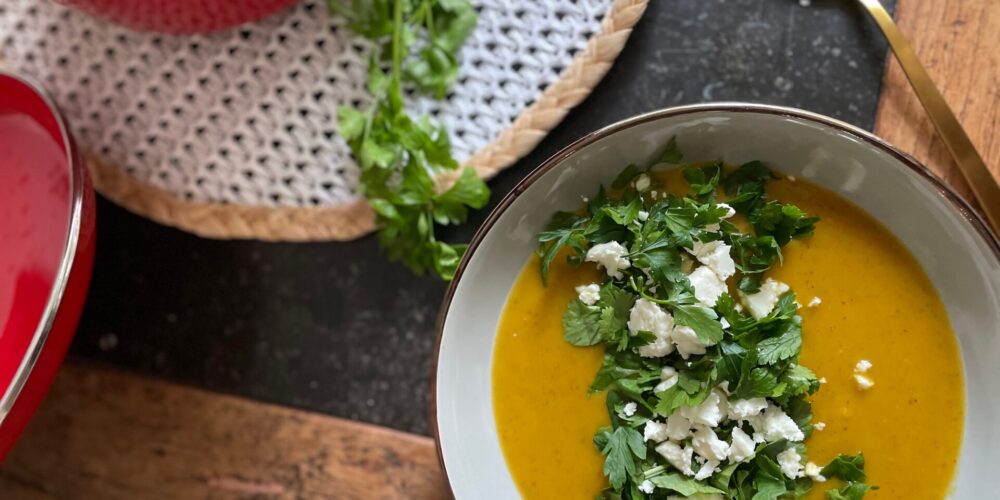 Geroosterde pompoensoep met feta - Foodblog Foodinista