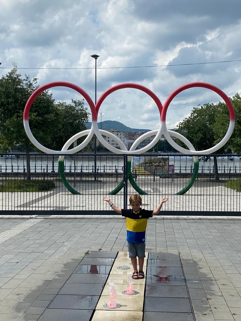 Boedapest met kinderen - Spelen in het Olympisch park langs de Donau - Speeltuin tips in Boedapest