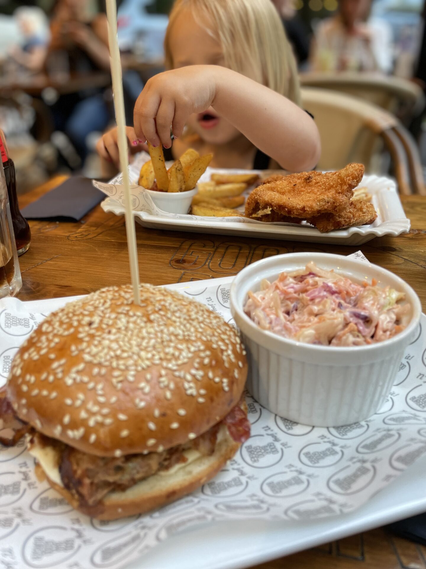 Amerian Food eten bij GoodBar GoodBurger - Eten met kinderen tips in Boedapest
