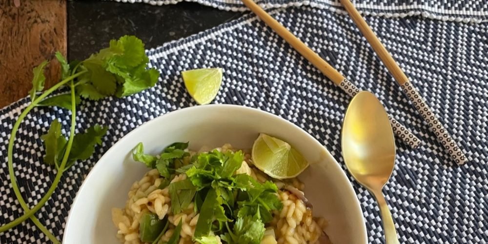 Groene curry risotto met kip en Thaise groente - Foodblog Foodinista