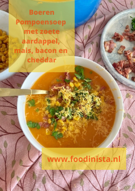Amerikaanse boeren pompoensoep met zoete aardappel, bacon en cheddar - Foodblog Foodinista