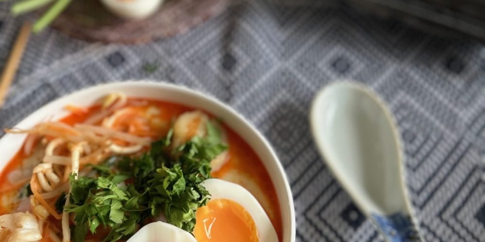 Prima Taste Singapore laksa met coquilles en garnalen - Foodblog Foodinista