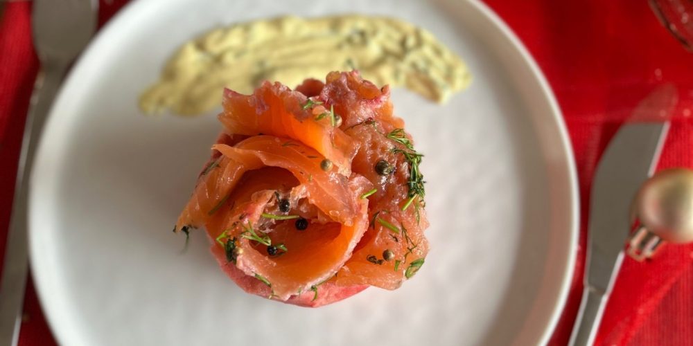 Bieten stamppotje met gravad lax en dillesausje - Foodinista recepten