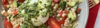 Parelcouscous recept met burrata pesto salade maken - Salade recepten van Foodinista