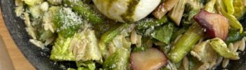 Burrata orzo salade met groene asperges perzik en kip - orzo salade recept - Foodblog Foodinista